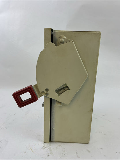 ALLEN BRADLEY 1494H-BF3N 600VAC 3PH 30HP 250VDC 5HP NON FUSIBLE DISCONNECT