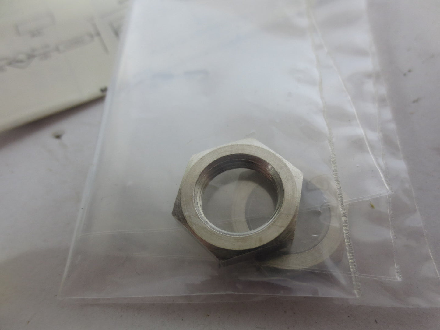 NAMCO CONTROLS ET110-22120 TUBULAR PROXIMITY SENSOR - N.O. - NPN - NEW SURPLUS