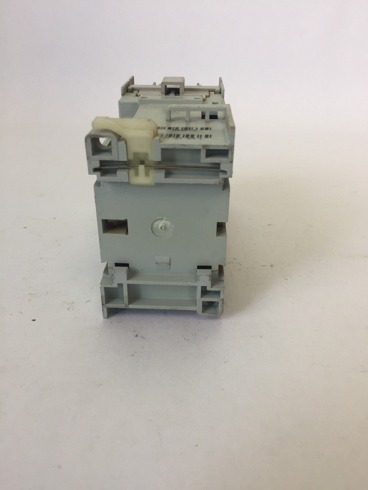 ALLEN BRADLEY 700-CF400D* CONTACTOR  600VAC 25A COIL 24VDC 100-F