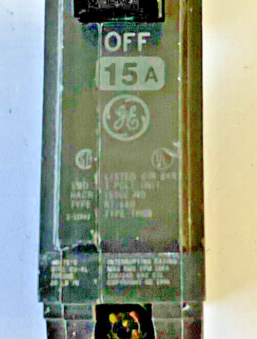 GENERAL ELECTRIC THQB115 CIRCUIT BREAKER 15A 120/240VAC  ***LOTOF3***