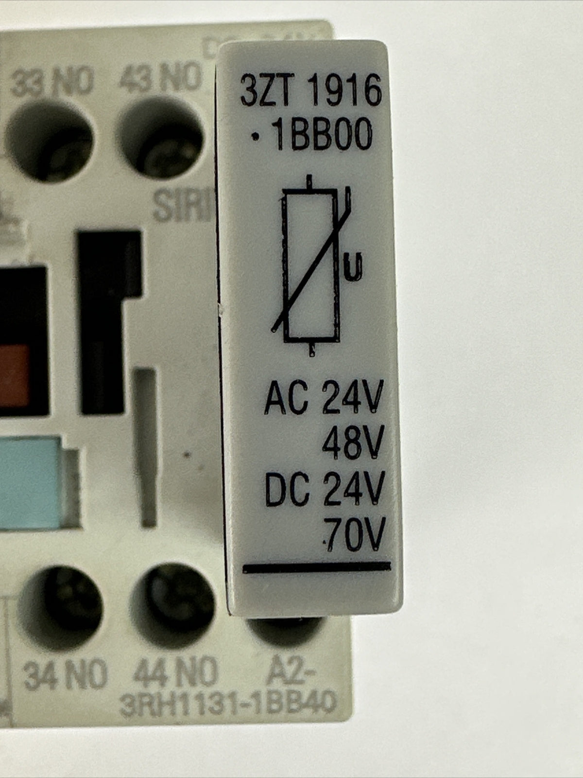 SIEMENS 3RH1131-1BB40 CONTACTOR 10A 600VAC COIL 24VDC 3ZT 1919-1BB00 SURGE SUPPR