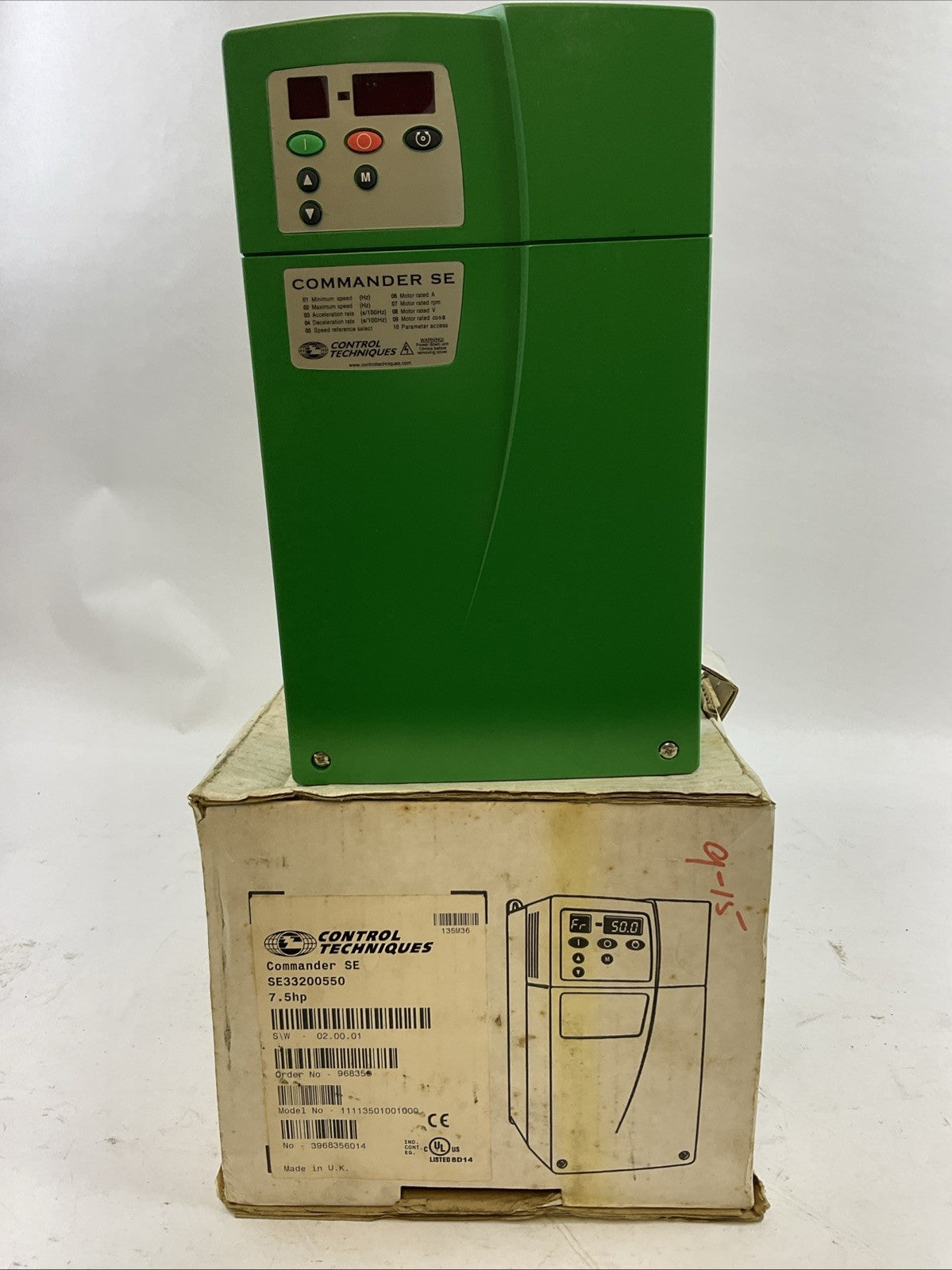 CONTROL TECHNIQUES COMMANDER SE33200550 INVERTER DRIVE 7.5HP 0-240VAC 25A