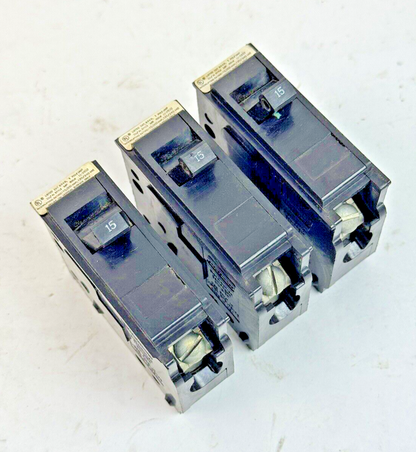 CROUSE-HINDS *LOT OF 3*- MP115, 1 POLE, 15 A, 240 VAC CIRCUIT BREAKER - MURRAY