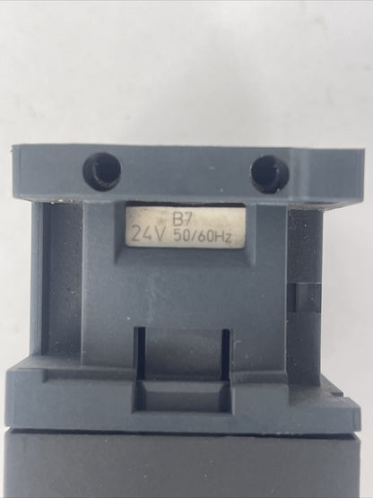 TELEMECANIQUE/ SCHNEIDER ELEC LC1D09 CONTACTOR 25A 600VAC 7.5HP COIL 24V 50/60HZ