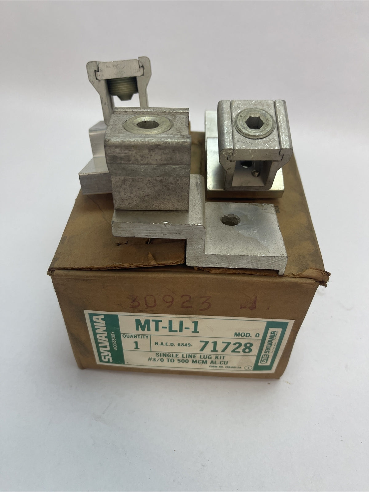 SYLVANIA MT-LI-1 MOD. 0 SINGLE LINE LUG KIT #3/0 TO 500 MCM AL-CU (3 IN BOX)