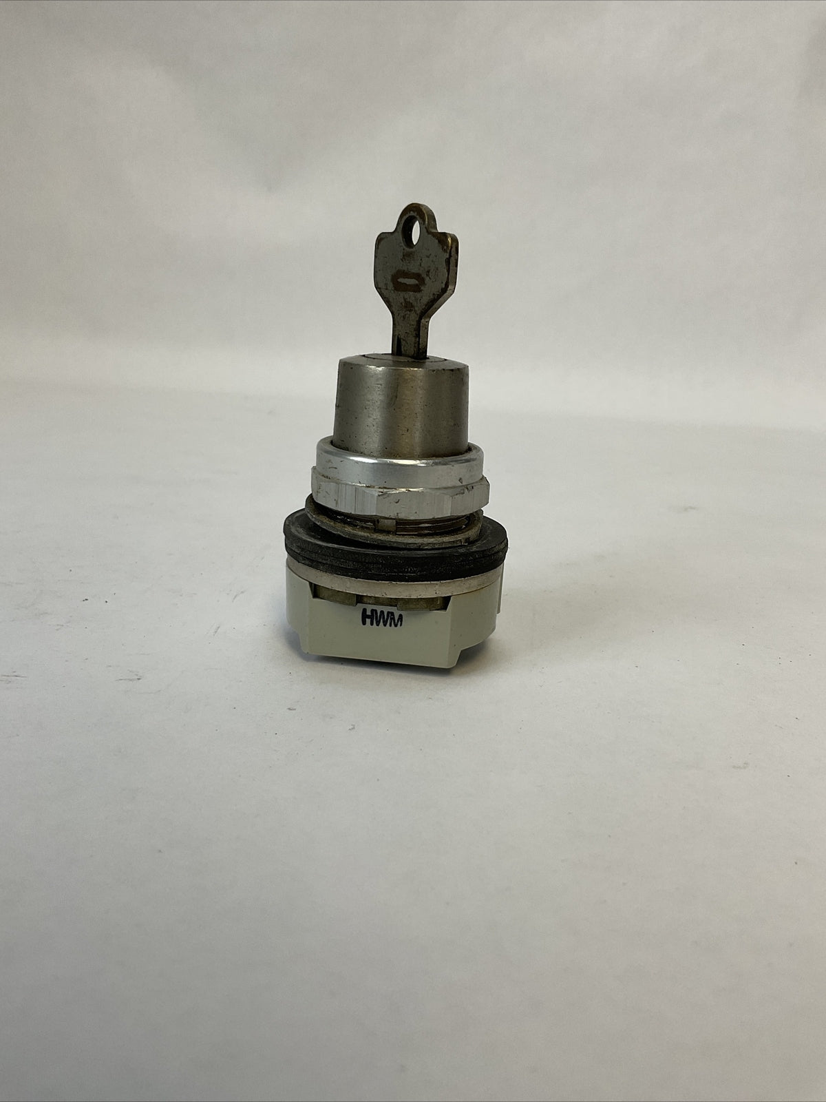ALLEN BRADLEY 800T-H33 SER T SELECTOR SWITCH NEMA TYPE 4, 13