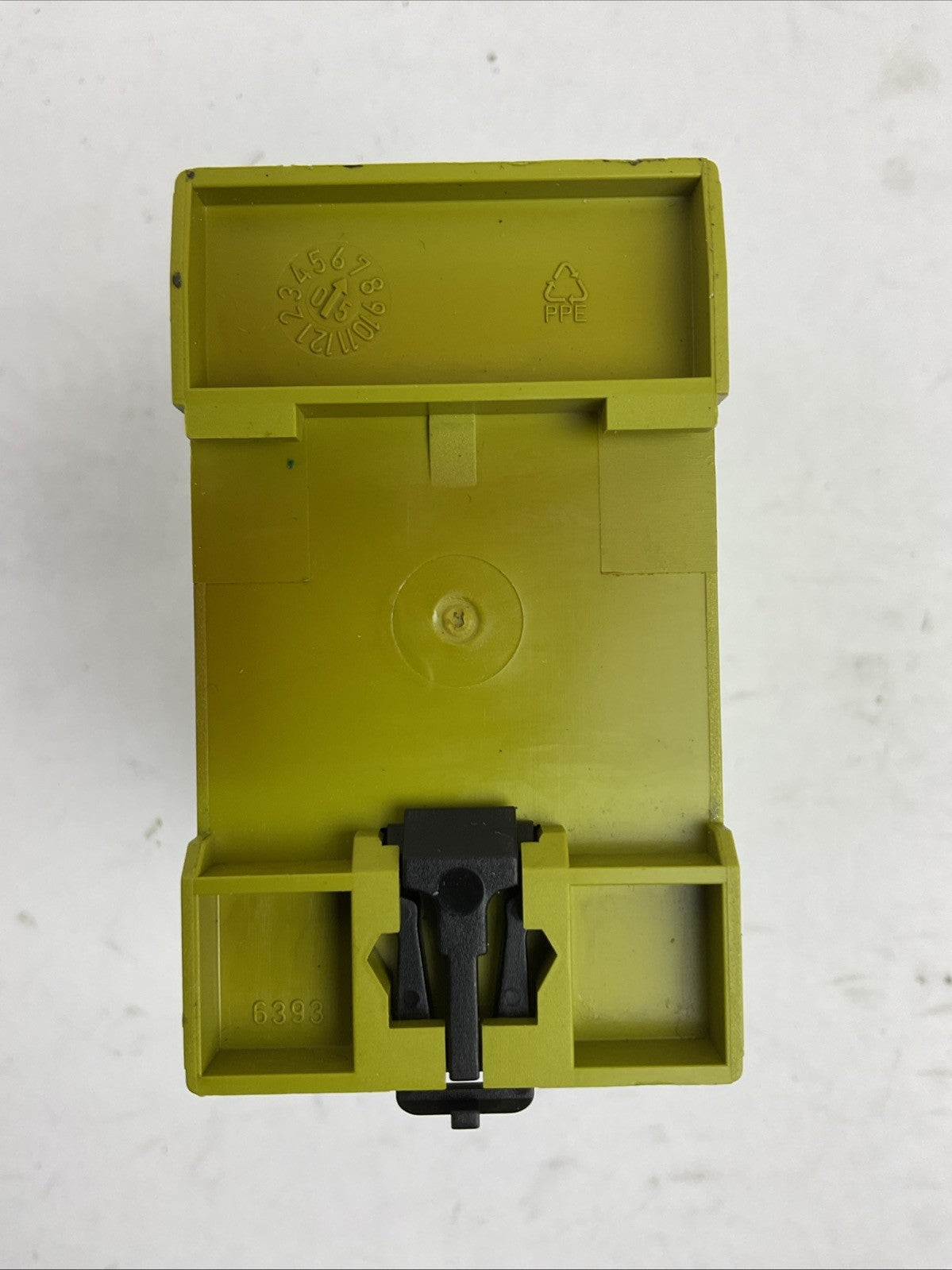 PILZ PNOZ XV2P 30/24VDC 2N/0 2N/0 T RELAY 24VDC