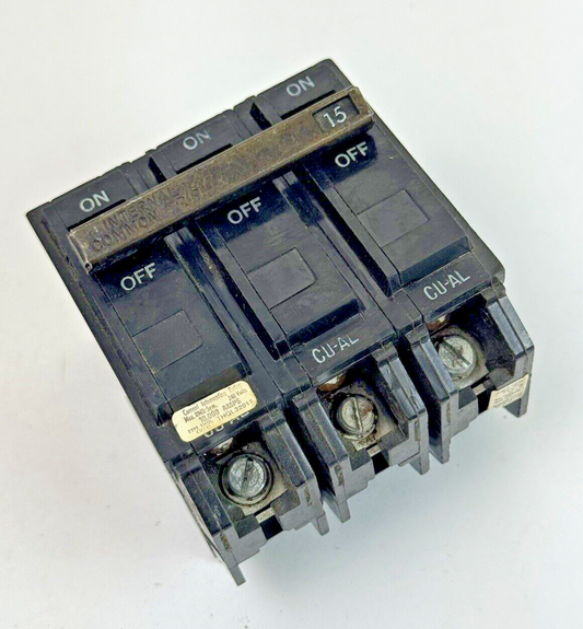 GE - THQL32015 - COMMON TRIP CIRCUIT BREAKER - 3 POLE, 15 A, 240 VAC