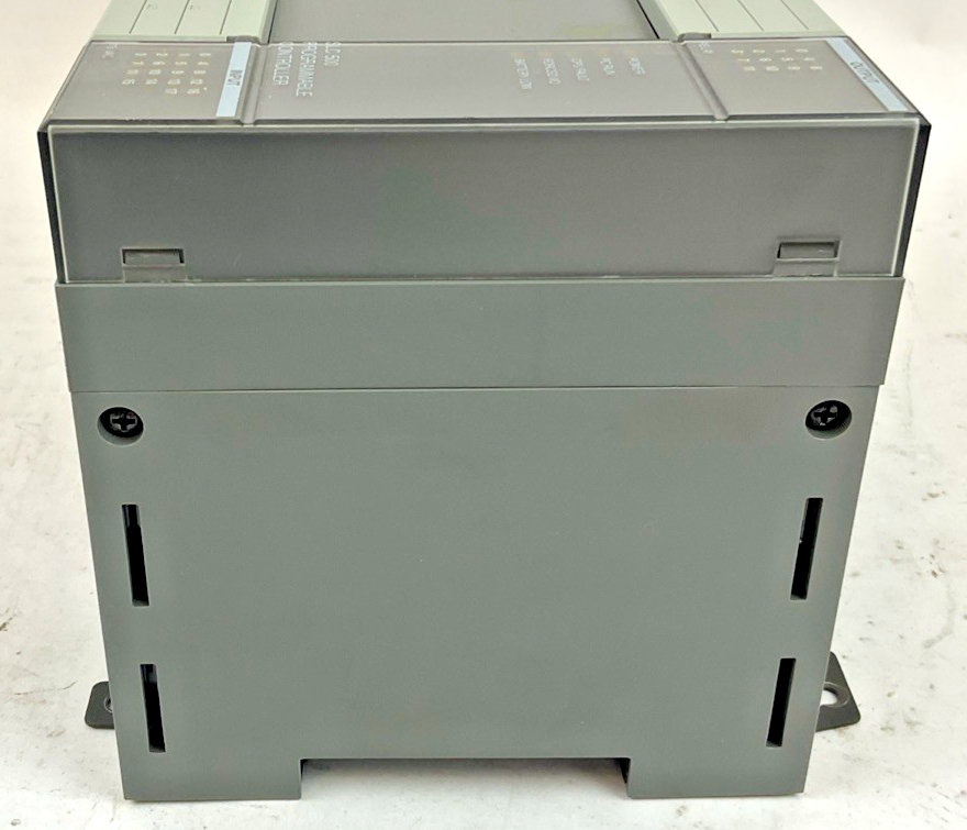 ALLEN BRADLEY 1747-L30A PROCESSOR UNIT 30 I/O SER.C FRN.6 240VAC 50/60HZ
