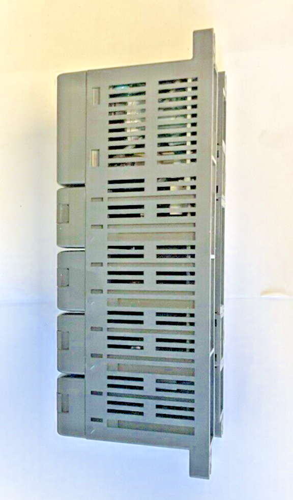 AUTOMATIONDIRECT D2-04B,DL230CPU,D2-08TDI,D2-08ND3(2) PLC RACK