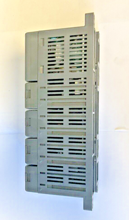 AUTOMATIONDIRECT D2-04B,DL230CPU,D2-08TDI,D2-08ND3(2) PLC RACK