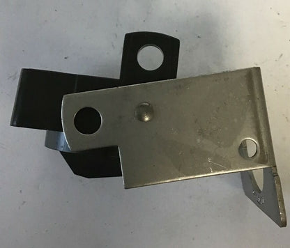 WESTINGHOUSE PB1PU PUSHBUTTON MAIN PUSHBUTTON PADLOCKABLE ATTACHMENT