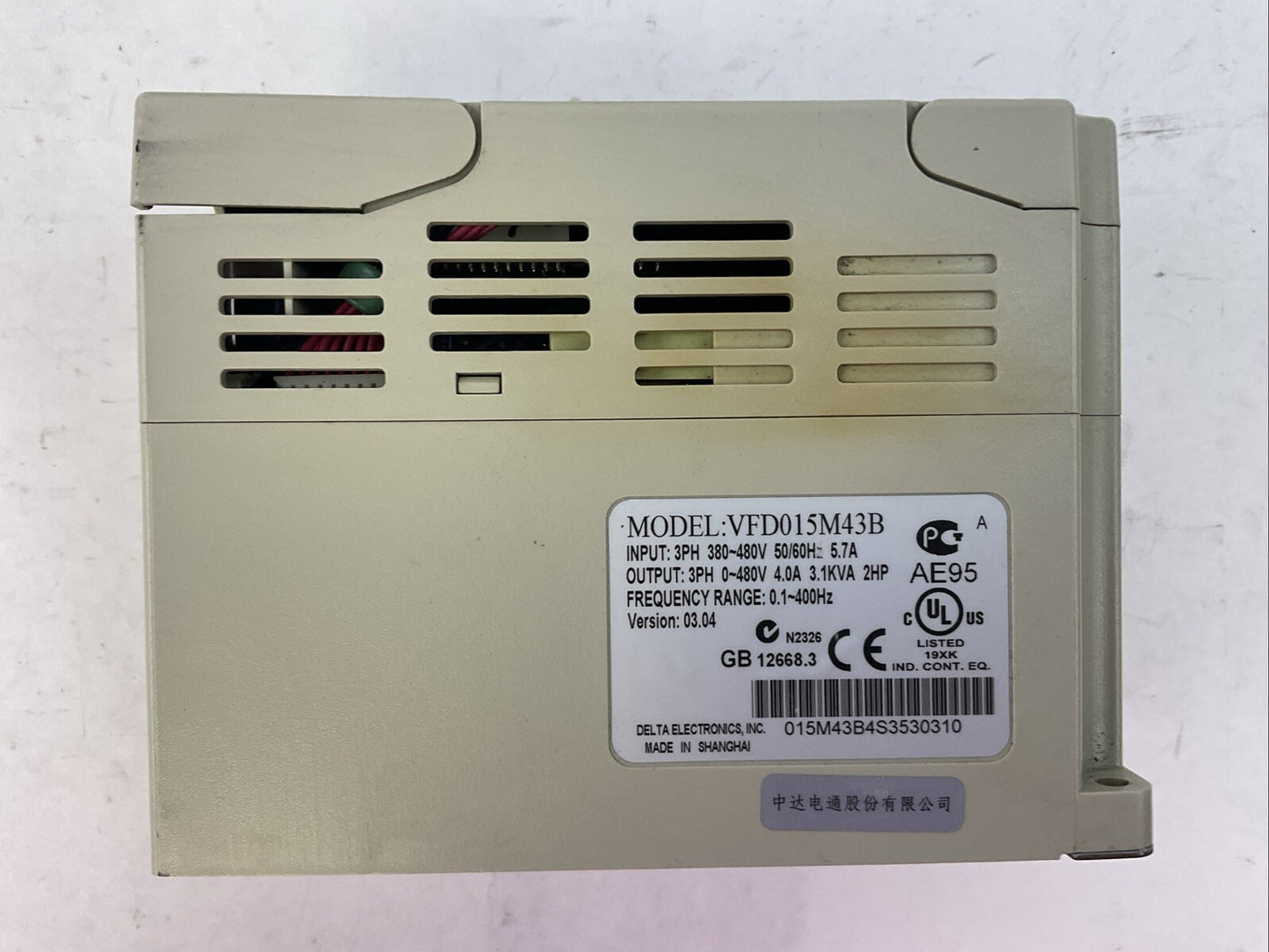 DELTA VFD015M43B AC DRIVE 1.5kW OUTPUT 3PH 0-480VAC 4A 3.1KVA 2HP VERSION 03.04