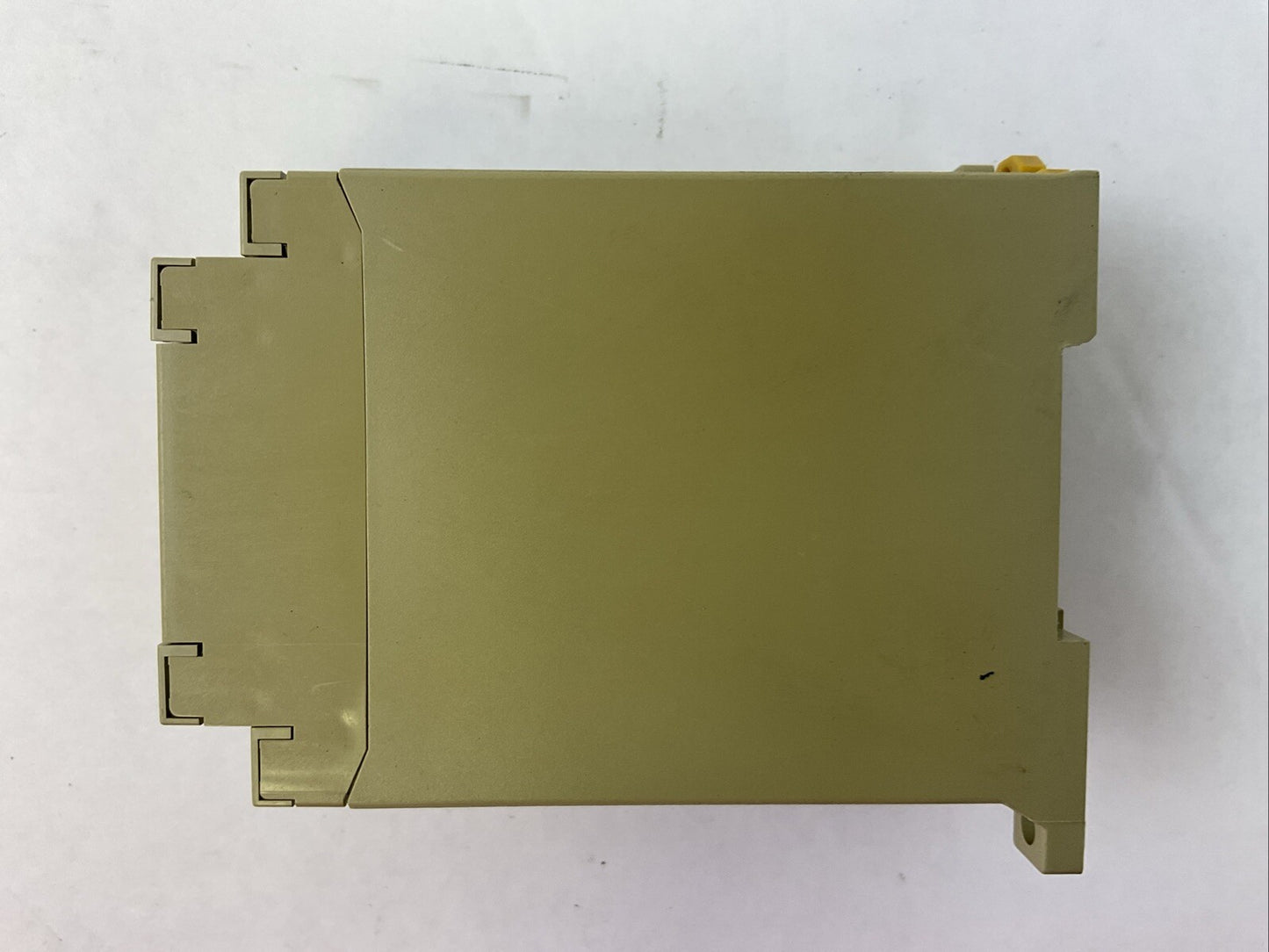 OMRON G9SA-501 SAFETY RELAY 24V