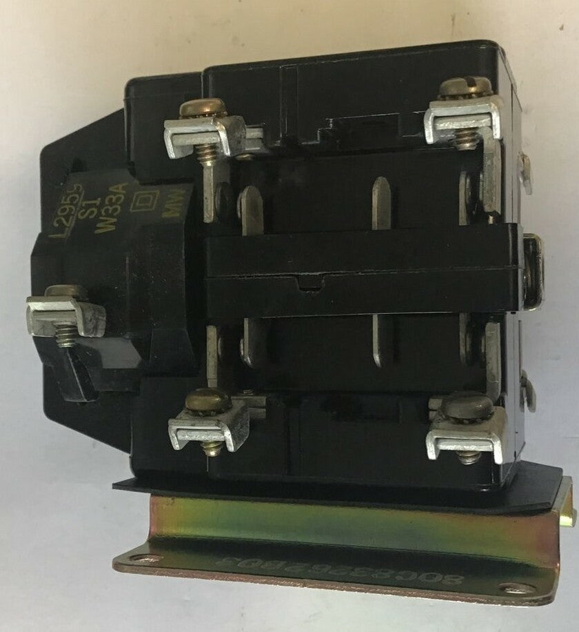 SQUARE D 8501 DO22-S6 CONTROL RELAY SER.C W/ L2959-S1-W33A COIL