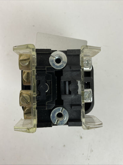 ALLEN BRADLEY 800H-FRXJT6A1 RED EMERGENCY PUSH BUTTON TWIST TO RELEASE SER F
