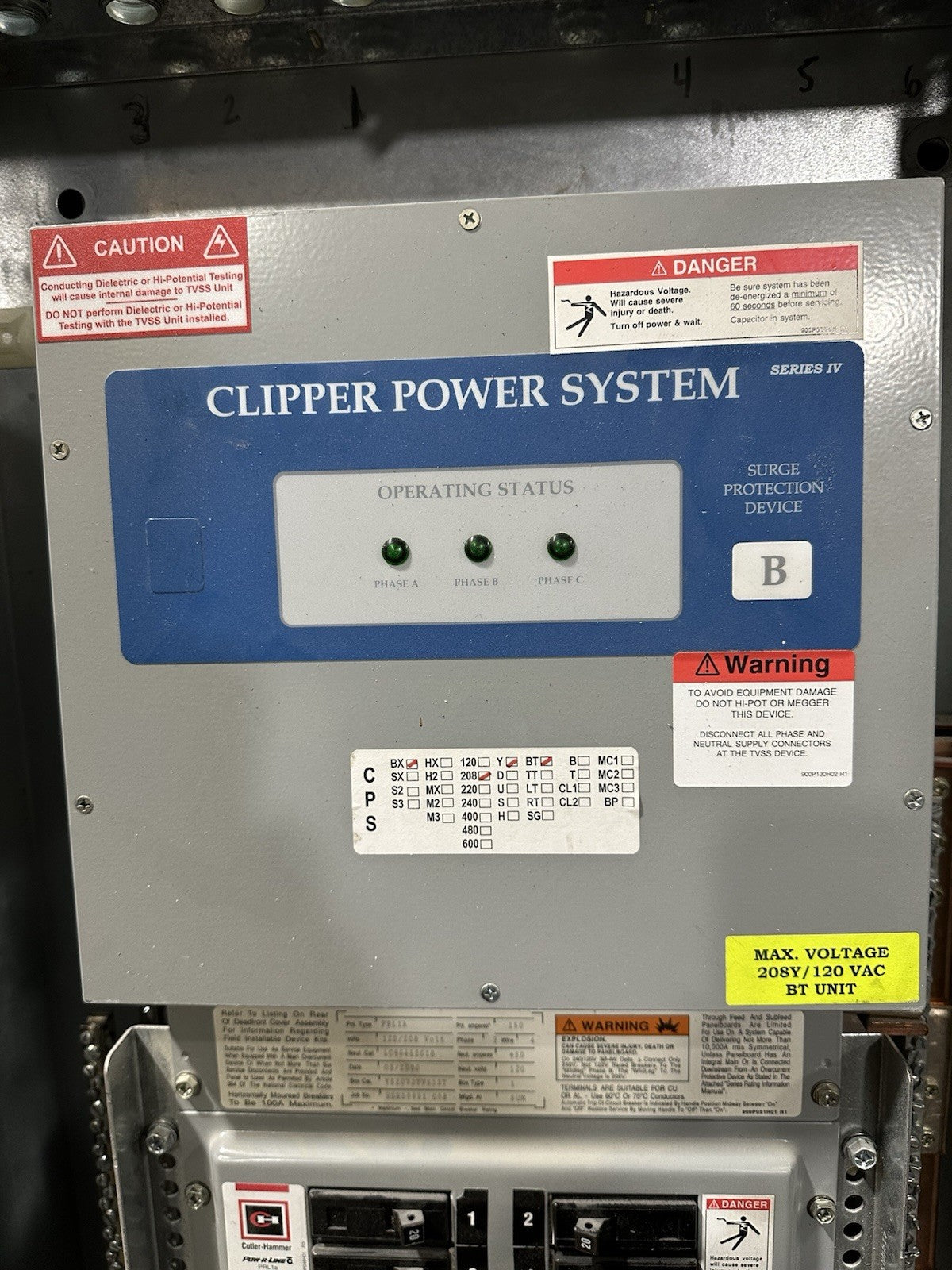 Cutler Hammer PRL1A 150A 3PH Panelboard 120/208V 30 Space Main w/ Clipper System