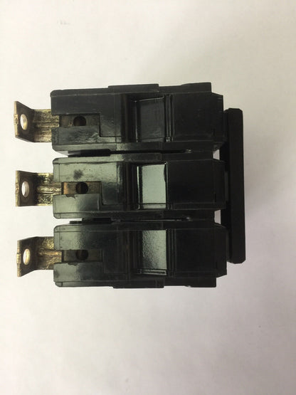 GE THQB32015 CIRCUIT BREAKER 15AMP 3POLE 240VAC BOLT ON MOUNT (LOT OF 8)