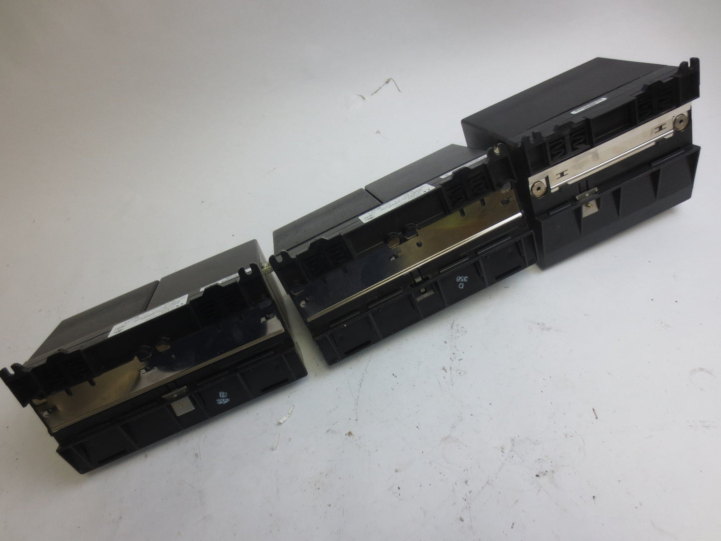 FANUC IC670PBI001-EG PROFIBUS DP + IC670MDL730K + IC670MDL640L + IC670CHS002F