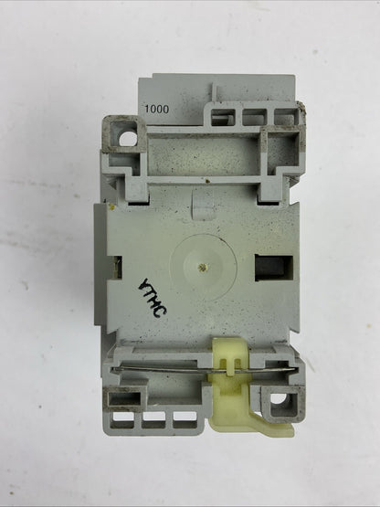 ALLEN BRADLEY 100-C37KP10 CONTACTOR 100-C37*00 SER B 600VAC 50AMP 30HP 3PH