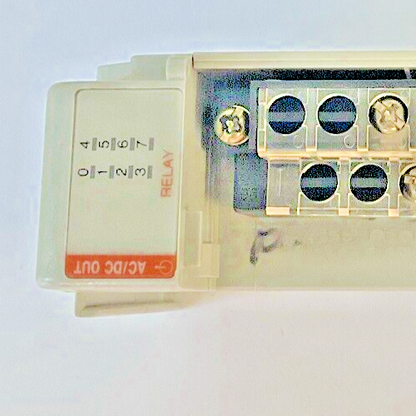 ALLEN BRADLEY 1769-OW8 RELAY MODULE SER.A REV.1 FWREV 1.1