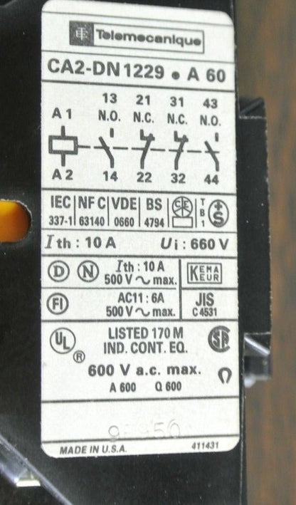 TELEMECANIQUE CA2DN1229FA60 CONTROL RELAY / AUX. CONTACTOR - 110-120V COIL