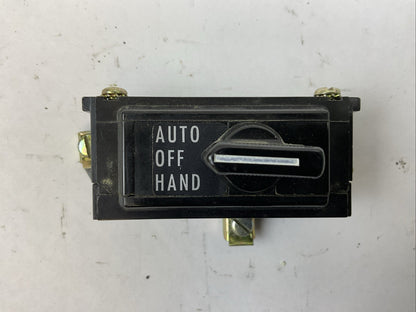 SQUARE D 9999 SC-2 SELECTOR SWITCH AUTO OFF HAND (LOT OF 2)