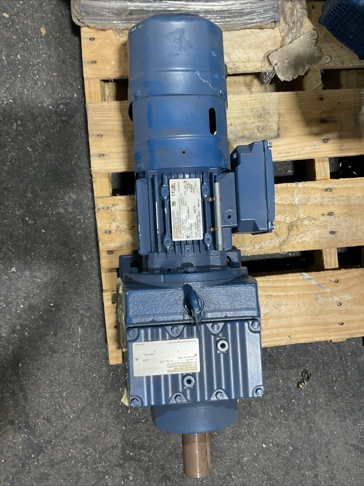 SEW-EURODRIVE R77 DRS80SBE1HR/ES7C GEAR MOTOR HZ 60 rpm 1725 V230/460 YY/Y