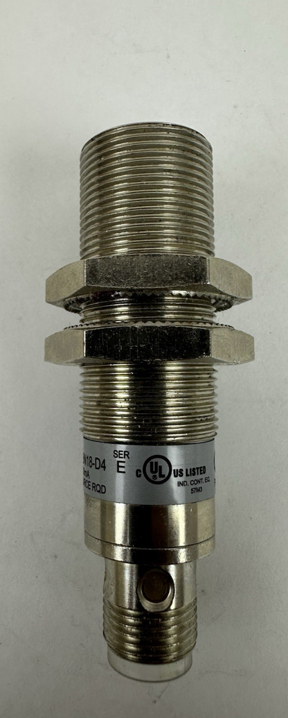 Allen-Bradley 872C-M8BN18-D4 /Ser. E Inductive Proximity Sensor 10-30 VDC