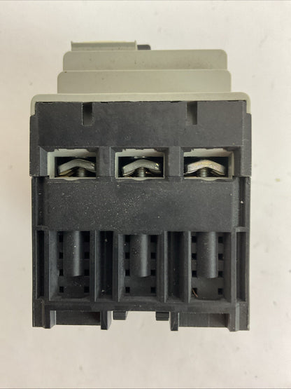 ALLEN BRADLEY 140M-C2E-B40 SER C MOTOR CIRCUIT BREAKER 2.5-4.0A 140M-C-AFA11