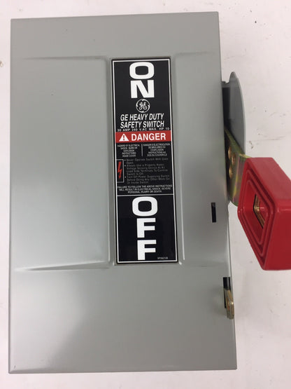 GE THN3321 SAFETY SWITCH HEAVY DUTY INDOOR NON FUSIBLE 3 POLES 240VAC 250VDC 30A