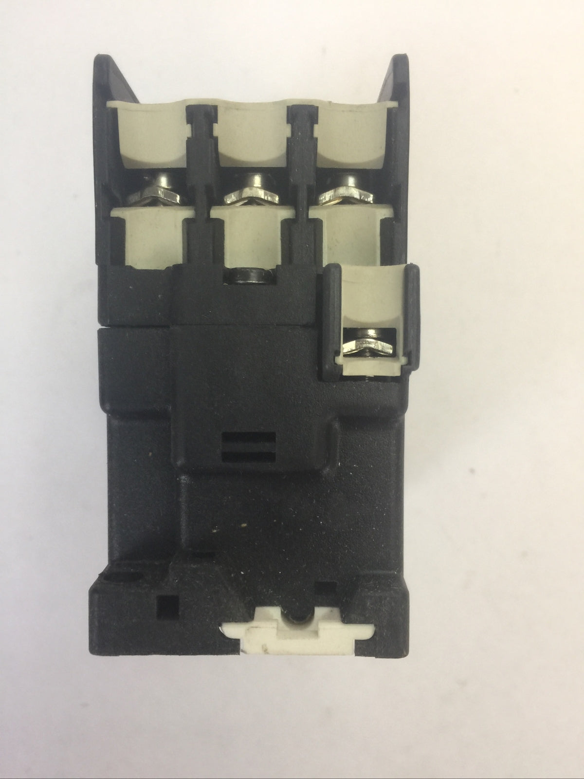 KLOCKNER MOELLER STARTER DIL 0M CONTACTOR 3POLE 250VDC 35A 15HP COIL 115V 60HZ