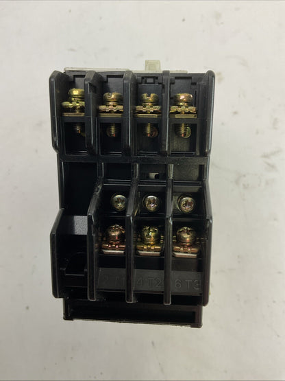 FUJI STARTER (SC-03 CONTACTOR 600VAC 20A 5HP COIL 100-110V TR-0N RELAY .24-.36A)