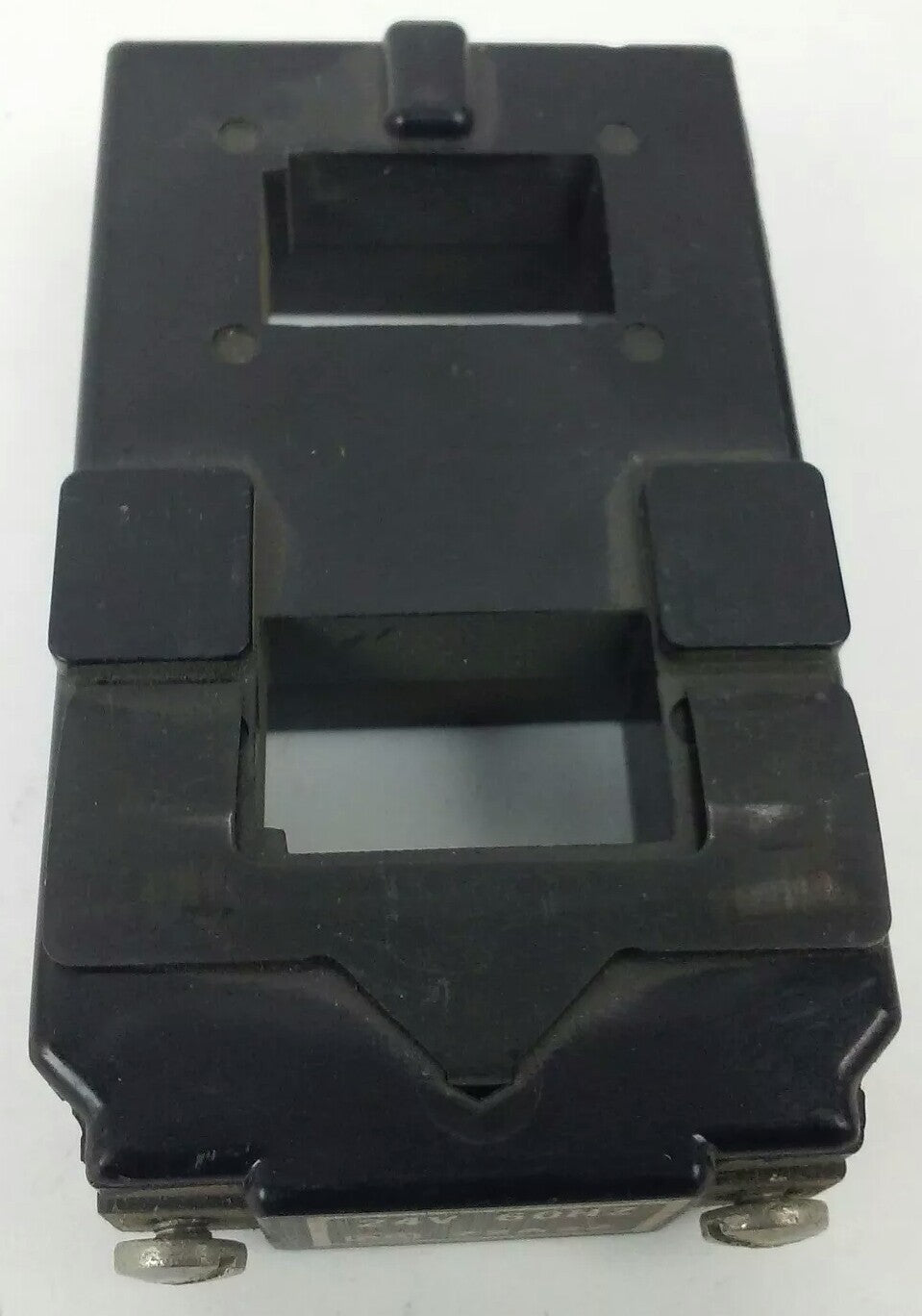 ALLEN BRADLEY 72A27 COIL 24V@ 60HZ, GOOD CONDITION, MINIMAL SIGNS OF WEAR, USED