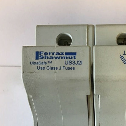 FERRAZ SHAWMUT US3J2I 2 POLE FUSE HOLDER *LOTOF2*