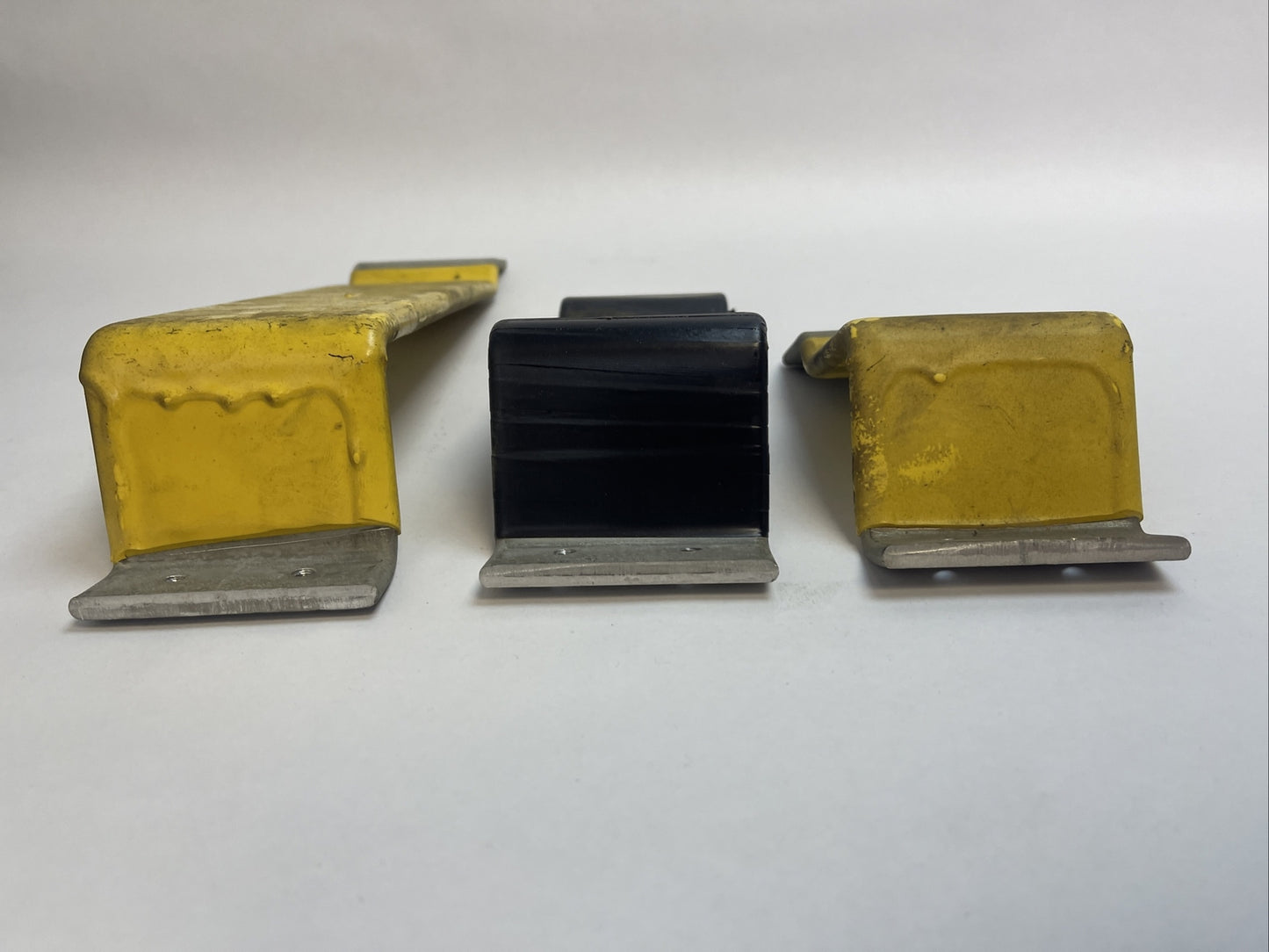 FEDERAL PACIFIC ELECTRIC KFDP46-2HOLE MOUNTING HARDWARE 400A