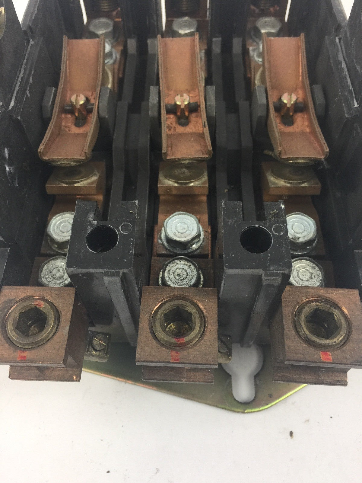 SQUARE D 8502SF02 SIZE 4 CONTACTOR 600V 50/60HZ 31091-400-57 COIL 480V 60HZ