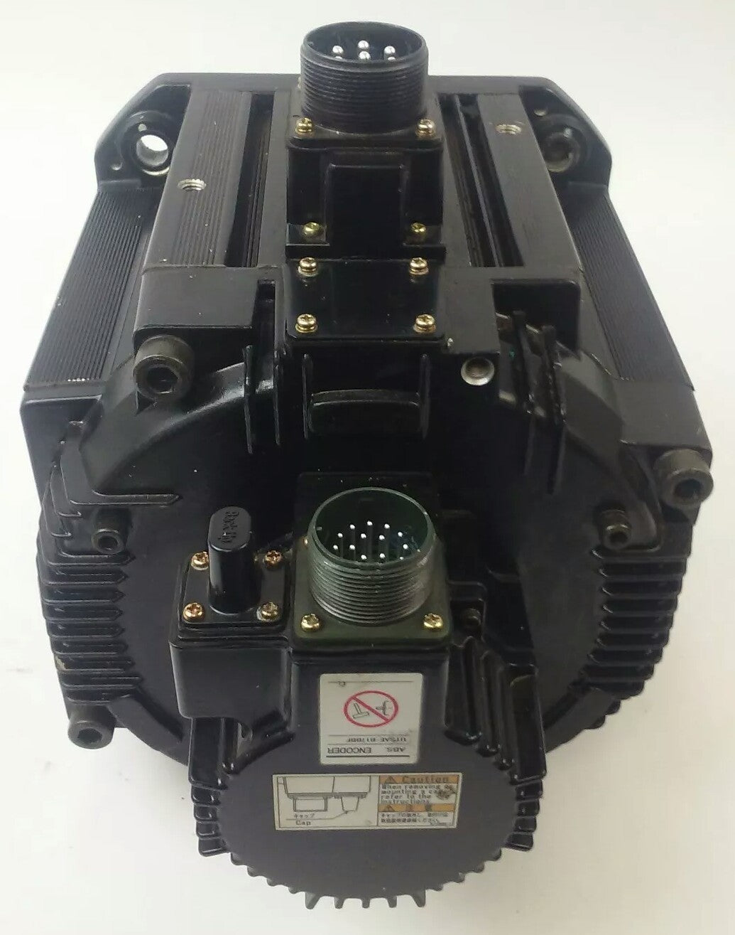 YASKAWA SGMDH-45A2B-YR15 AC SERVO MOTOR, 4500W, 200V, 32.4A, 28.4Nm,UTSAE-B17BBF