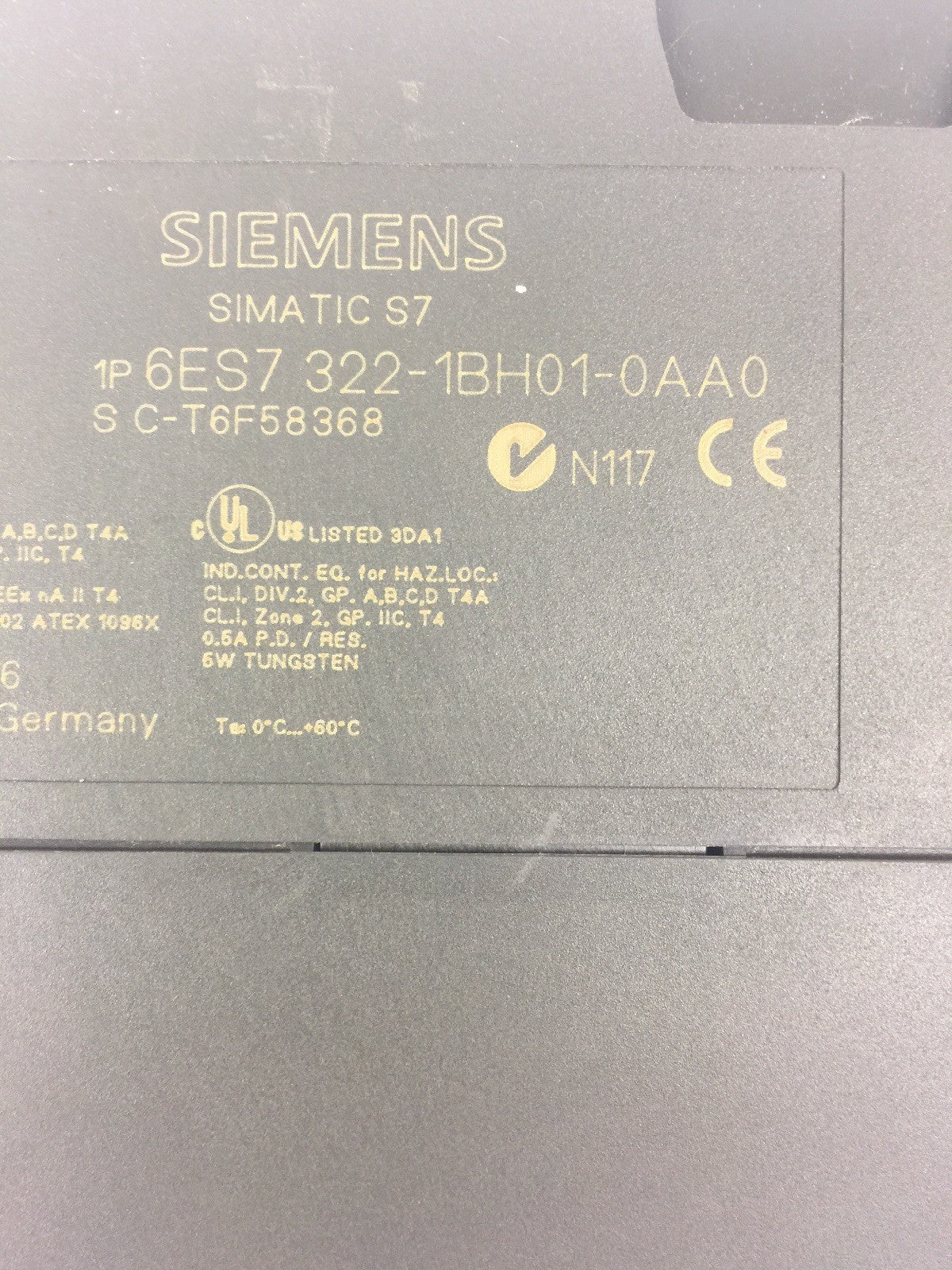 SIEMENS 6ES7 322-1BH01-0AA0 OUTPUT MODULE