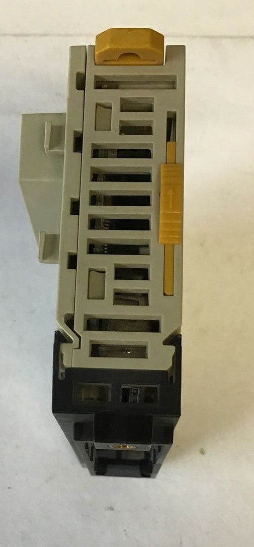 OMRON CJ1W-IC101 I/O CONTROL UNIT