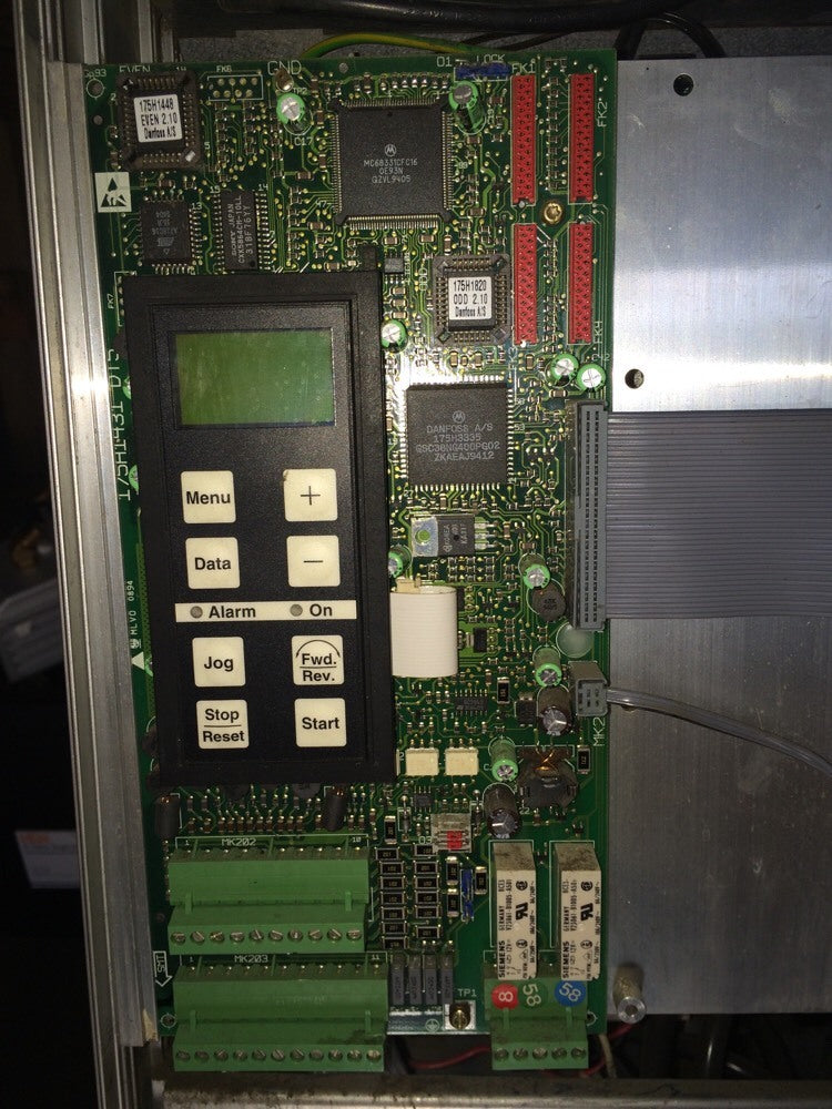 DANFOSS VLT TYPE 3016 175H4473 ADJUSTABLE FREQUENCY DRIVE 20HP  3x200-230 V