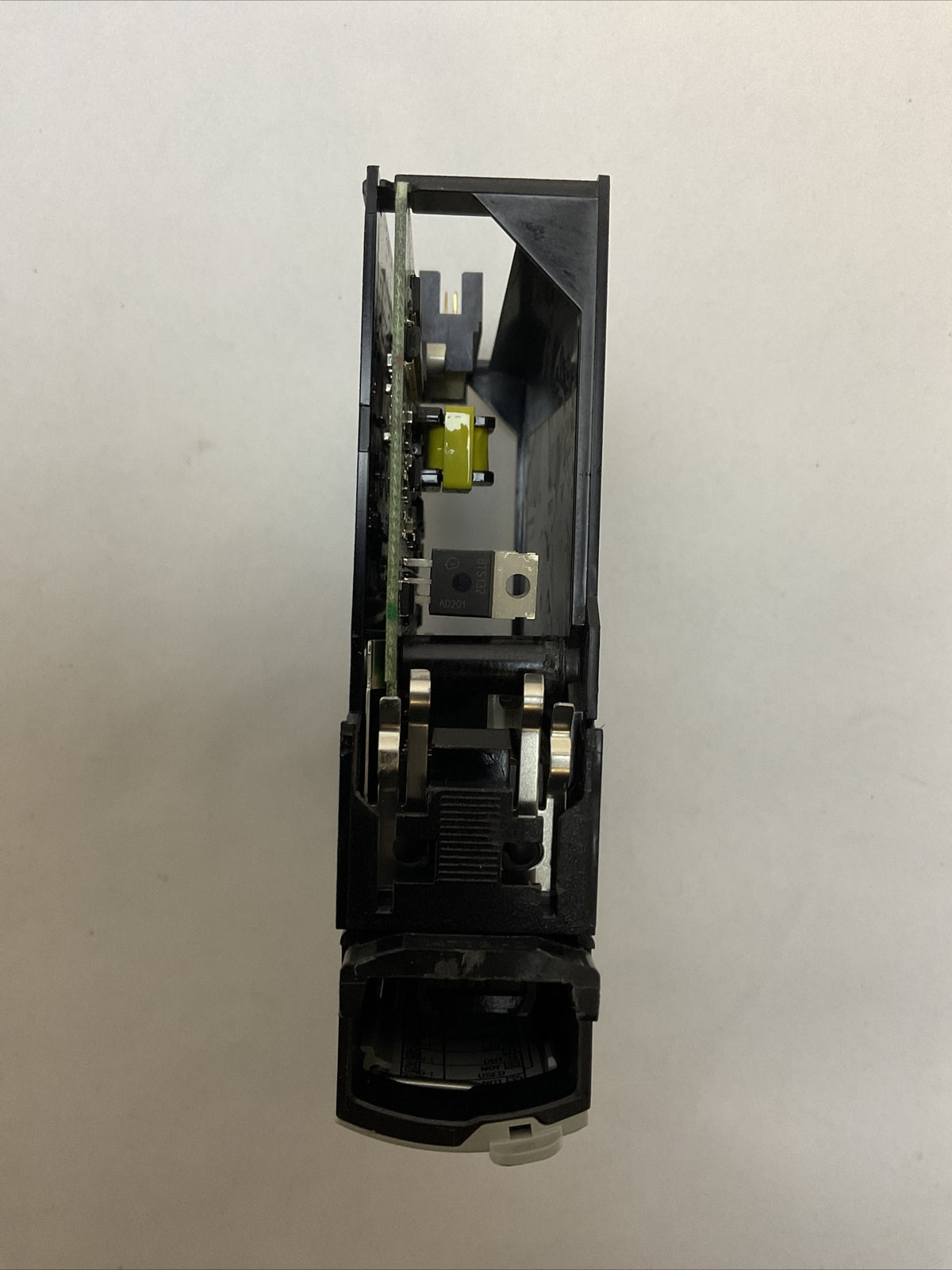 ALLEN BRADLEY 1756-OB16D SER A FW 3.2 CONTROL LOGIX 16 POINT D/O MODULE