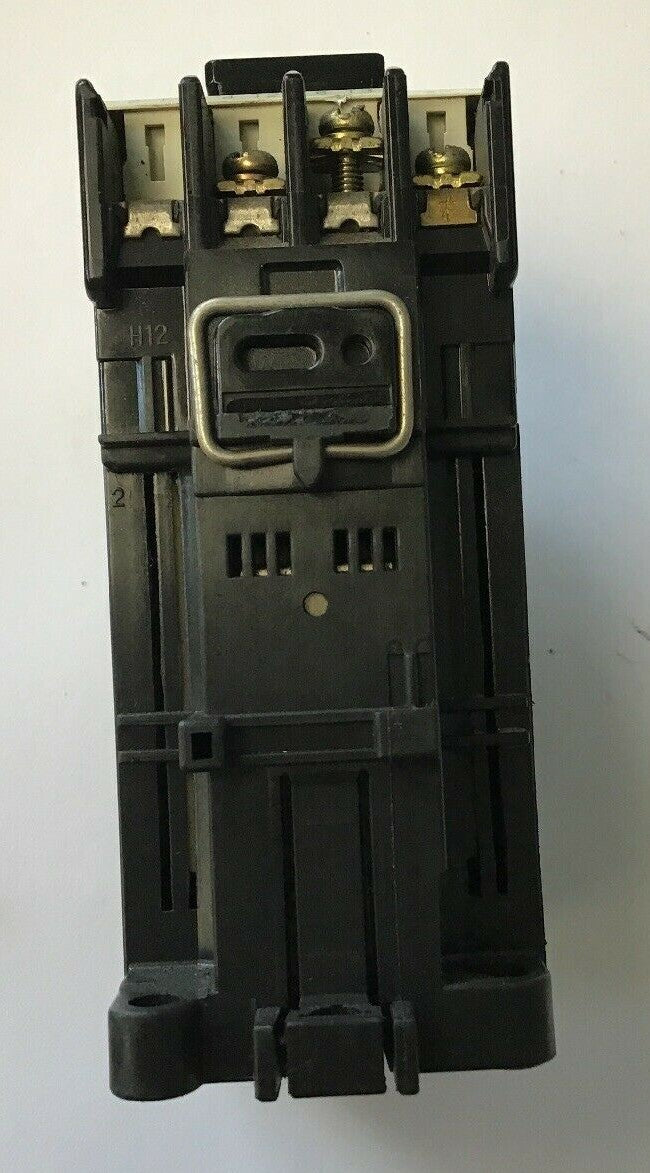 Fuji Electric Contactor SC-03/G SC11AG  200-600V 2-5HP 3 Phase 11AMP 24VDC
