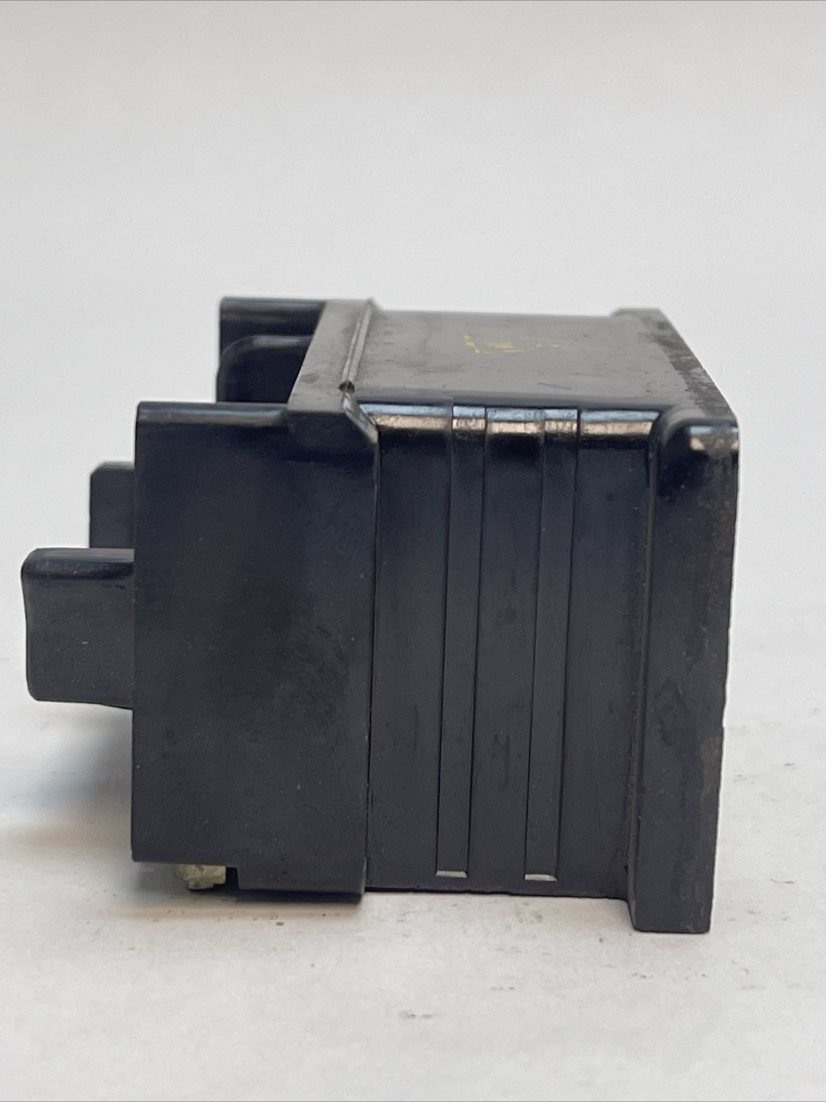 GE 22D151G22 COIL 120V 60CY 100V 50CY