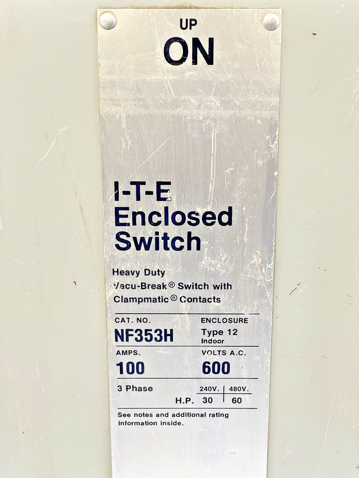 ITE / SIEMENS - NF353H / NF353H-CH - ENCLOSED SWITCH - 100 A, 600 VAC, TYPE 12