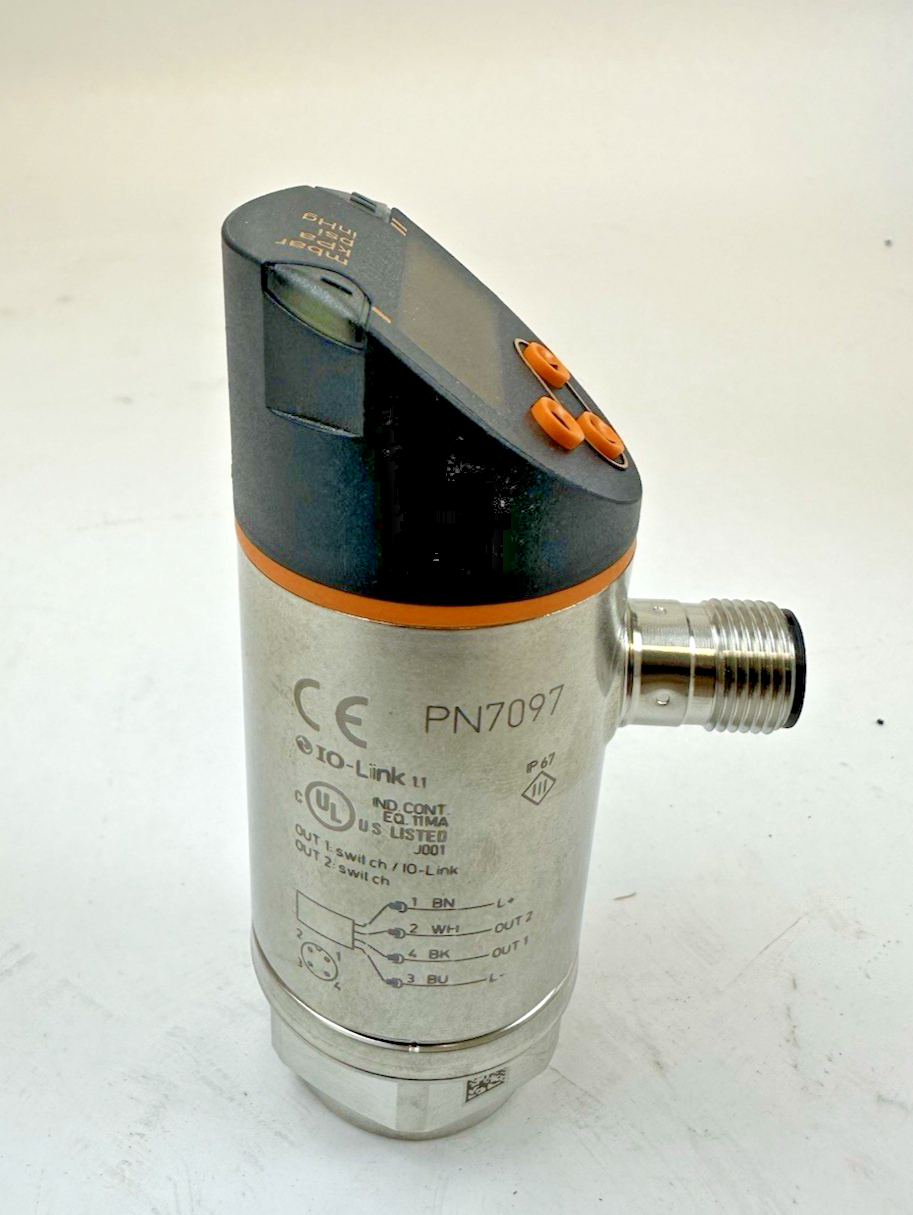 IFM PN7097, PRESSURE SENSOR W/ DISPLAY, PN-001BRER14-QFRKG