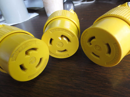 PASS & SEYMOUR  NEMA L 10-20 RECEPTACLE - 20A, 125/250V - LOT of 3