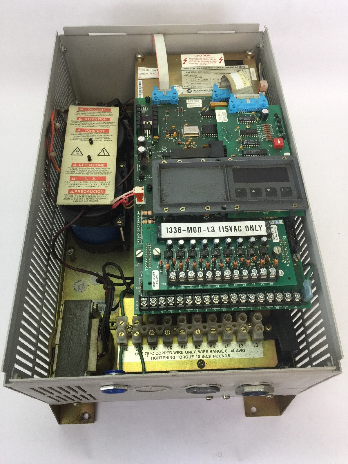 ALLEN BRADLEY 1336-B007-EAD-L3 CONSTANT TORQUE AC DRIVE 380/415/460V OUTPUT 13A