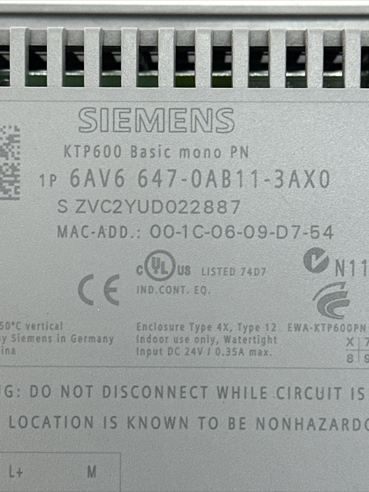 SIEMENS 1P 6AV6 647-0AB11-3AX0 OPERATOR INTERFACE SIMATIC PANEL TOUCH 24VDC