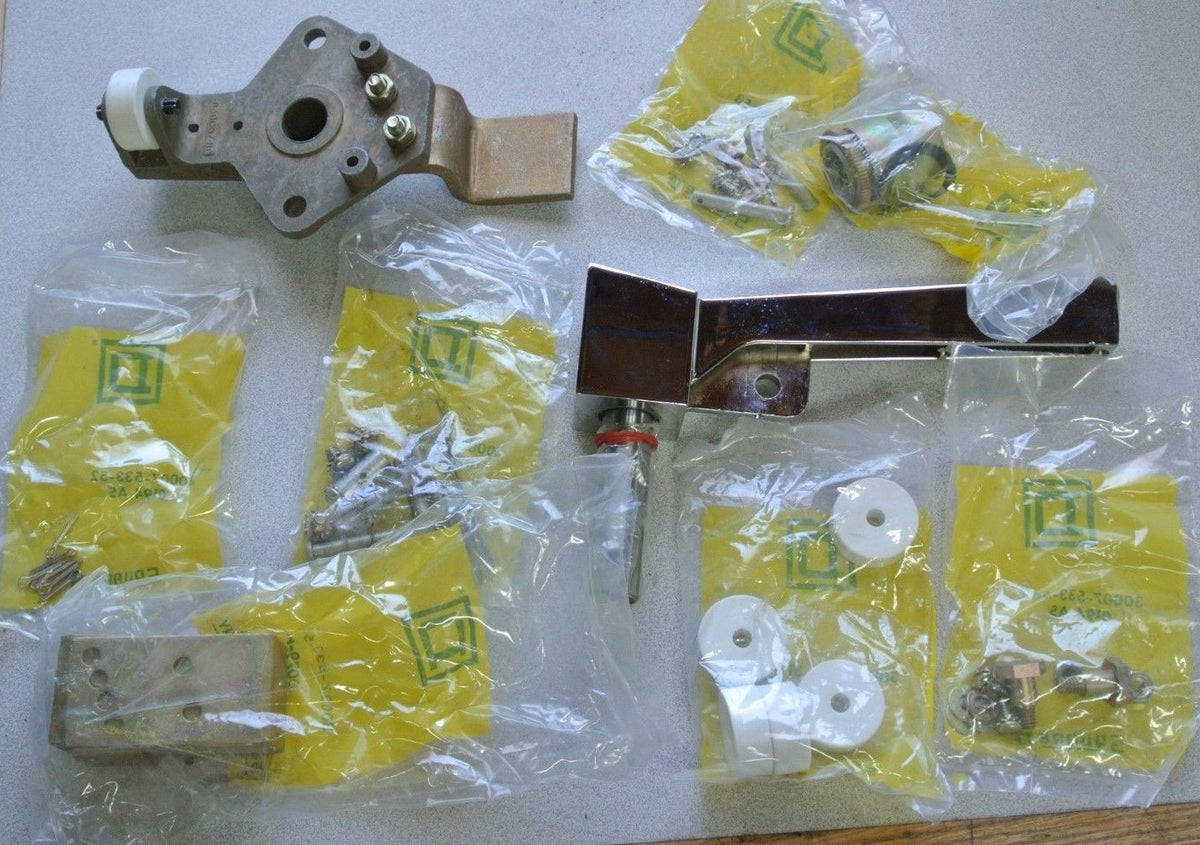 SQUARE D 9423 M8 - 8" VAULT HANDLE DOOR CLOSING MECHANISM - NEW SURPLUS